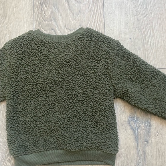 Old Navy Toddler Sweater - Size 2T - Picture 2 of 6